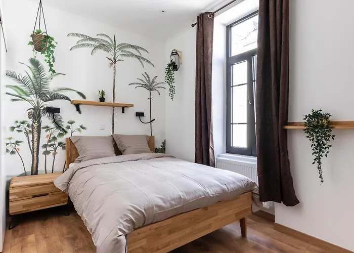 Iqs - Double Avec Salle De Bain * Luxembourg