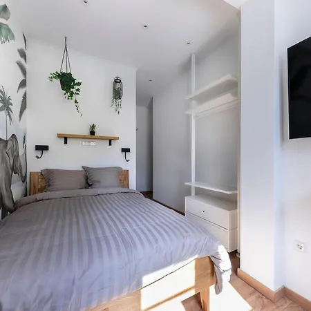 Apartament Iqs - Double Avec Salle De Bain Luksemburg