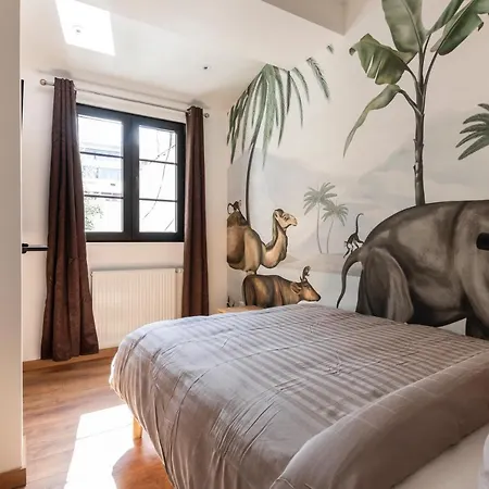 Iqs - Double Avec Salle De Bain * Luxembourg
