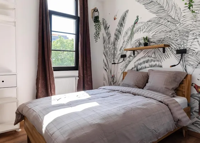 Iqs - Double Avec Salle De Bain *